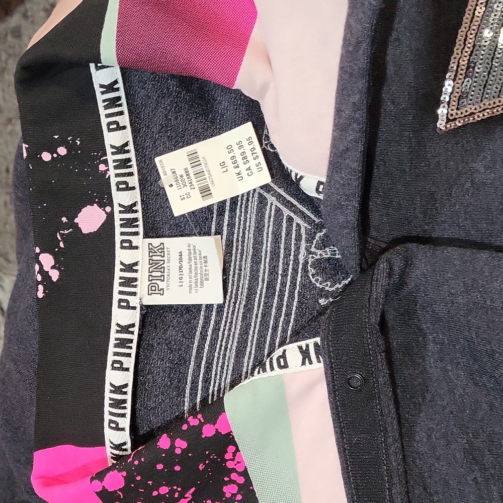 Victoria's Secret PINK Sweatshirt - Picture 9 of 14